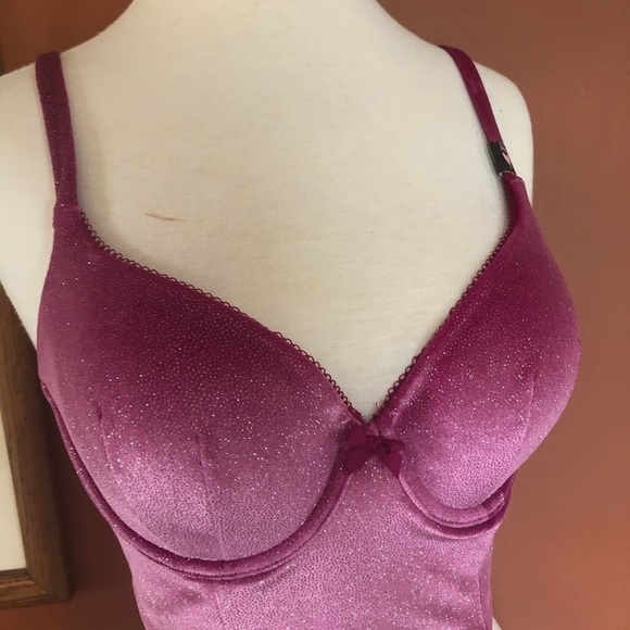 NWT Victoria’s Secret Bra size 34D price firm! - Picture 4 of 6